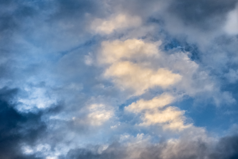 cloud clouds sky zephyr blue atmosphere strata water-vapour breeze float floating motion jet