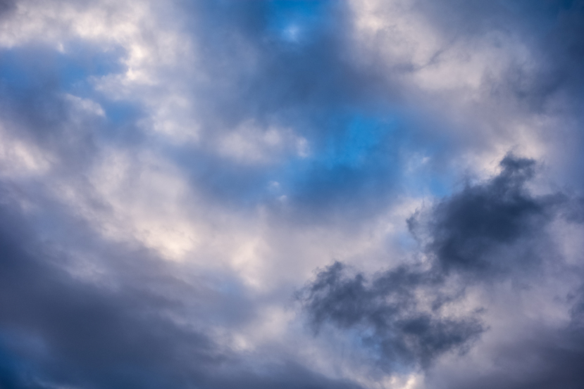 cloud clouds sky zephyr blue golden golden-hour amber amber-sky breeze float floating motion breeze